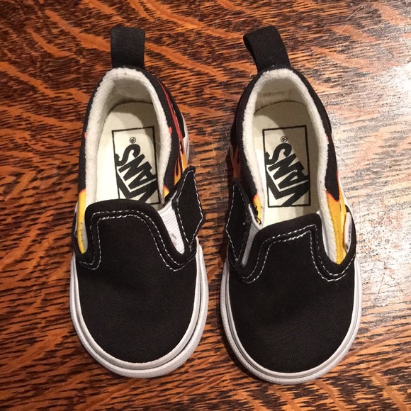 🔥VANS TODDLER FLAME SNEAKERS 🔥 - Picture 2 of 7